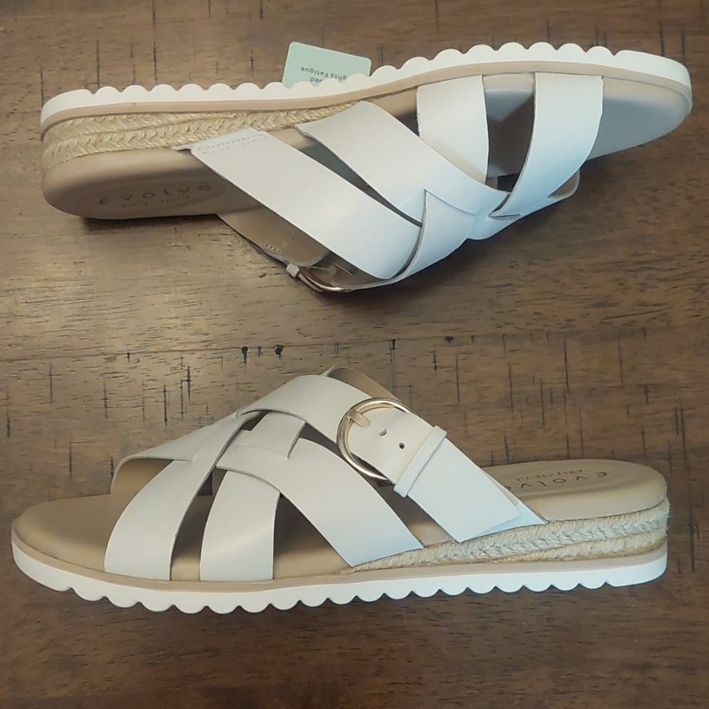 Easy Spirit Wide-fit Sandals